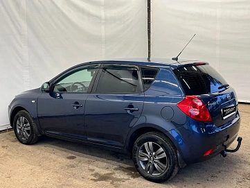 Kia Ceed, 2007г, передний привод, автомат