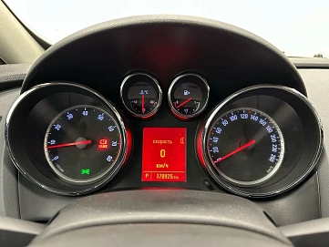 Opel , 2012г., передний привод, автомат