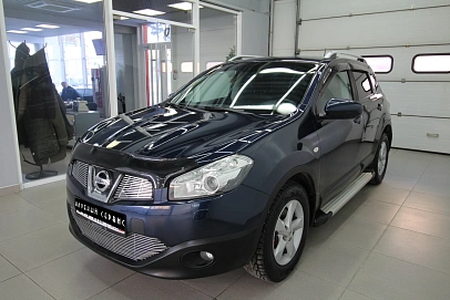 Nissan Qashqai, 2012г, передний привод, вариатор