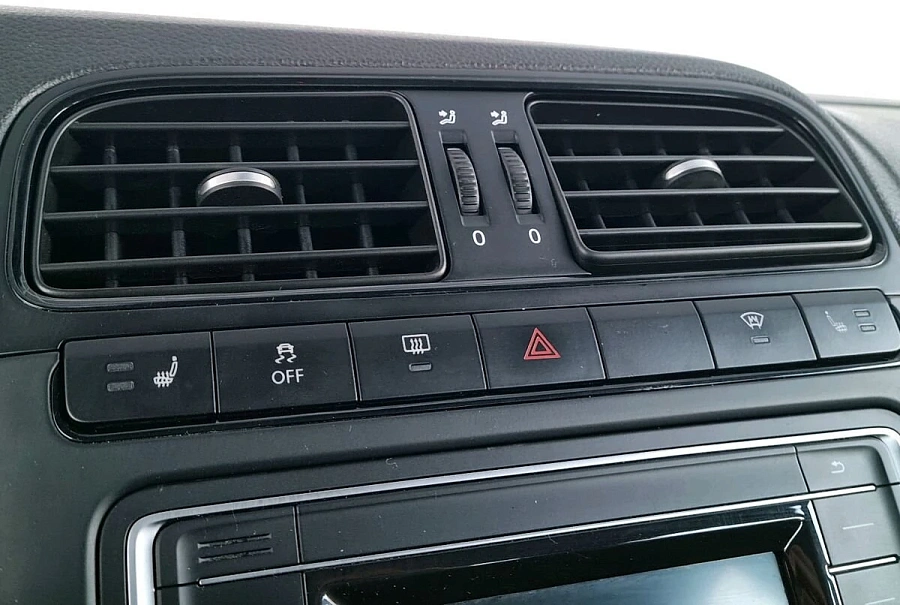 Volkswagen Polo, 2018г., передний привод, механика