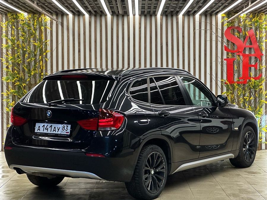BMW X1, 2012г., задний привод, автомат