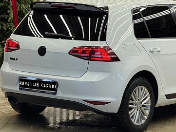 Volkswagen Golf, 2014г, передний привод, робот