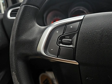 Citroen C4, 2012г., передний привод, автомат