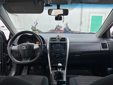 Toyota Corolla, 2012г, передний привод, механика
