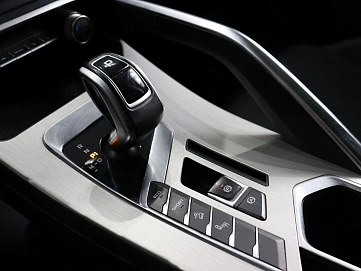 Geely Coolray, 2020г, передний привод, робот