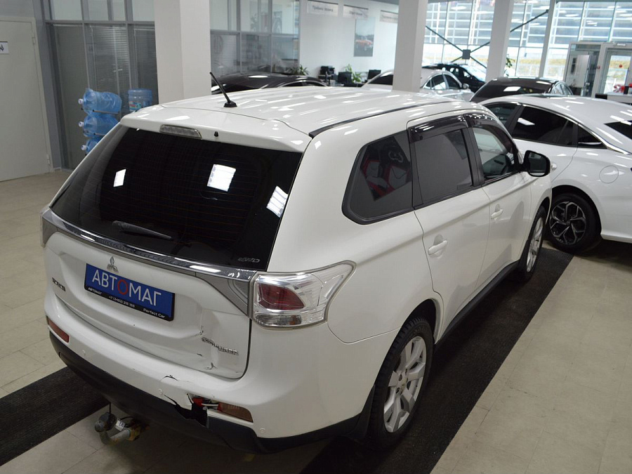 Mitsubishi Outlander, 2012г., полный привод, вариатор