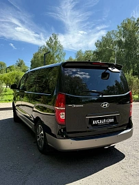 Hyundai Grand Starex, 2020г, задний привод, автомат