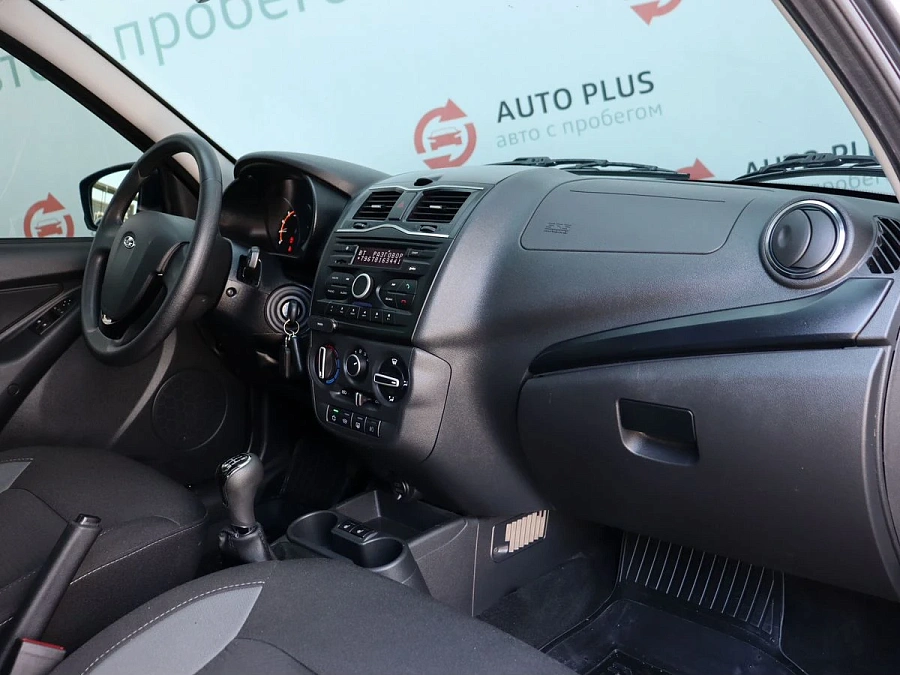 Lada (ВАЗ) Granta, 2023г., передний привод, механика