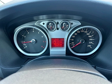 Ford Focus, 2010г, передний привод, автомат