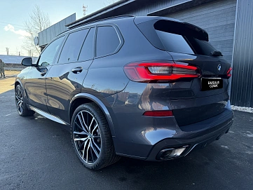 BMW X5, 2019г, полный привод, автомат
