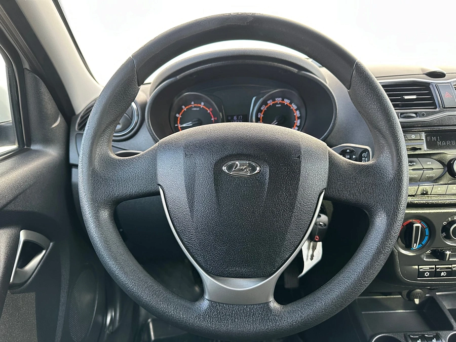 Lada (ВАЗ) Granta, 2019г., передний привод, механика