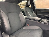 Toyota Camry, 2025г., передний привод, вариатор