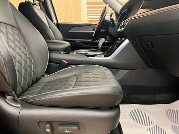 Kia , 2021г., полный привод, автомат