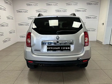 Renault Duster, 2012г, передний привод, механика