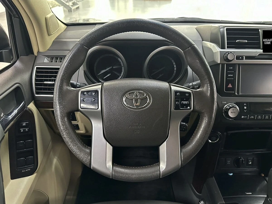 Toyota Land Cruiser Prado, 2015г., полный привод, автомат