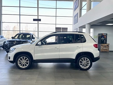 Volkswagen Tiguan, 2014г, передний привод, механика