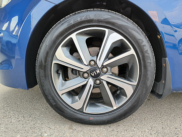 Hyundai Solaris, 2015г, передний привод, автомат