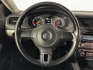 Volkswagen Jetta, 2011г, передний привод, механика