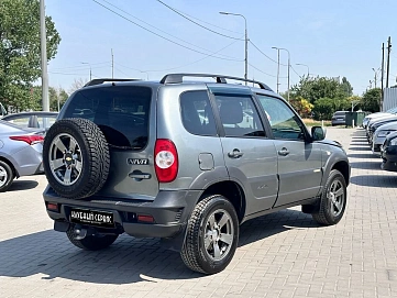 Chevrolet Niva, 2017г, полный привод, механика