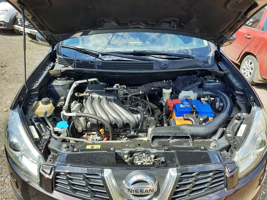 Nissan Qashqai, 2013г., передний привод, механика