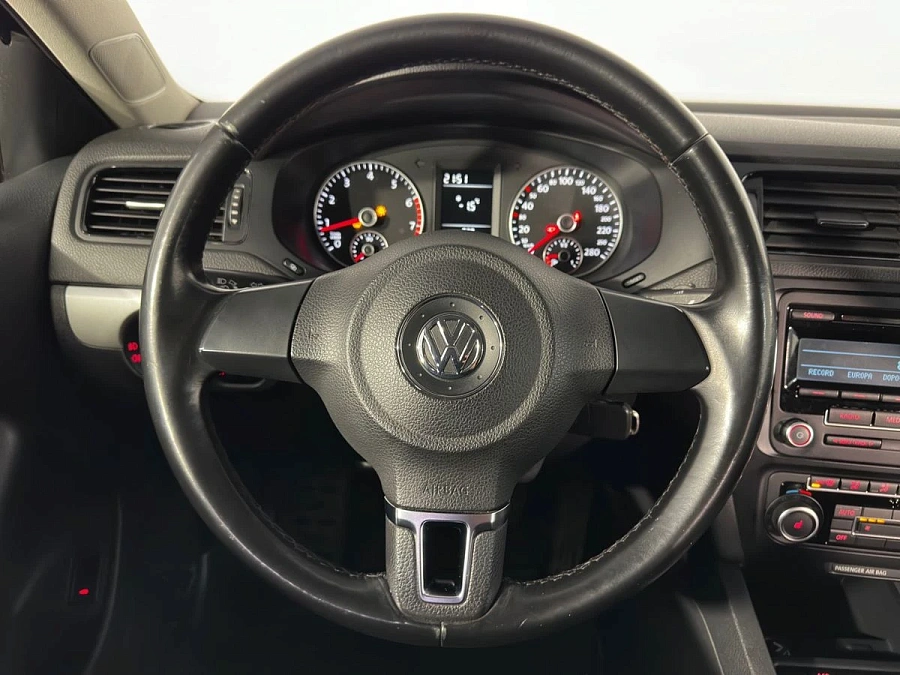 Volkswagen Jetta, 2011г., передний привод, механика