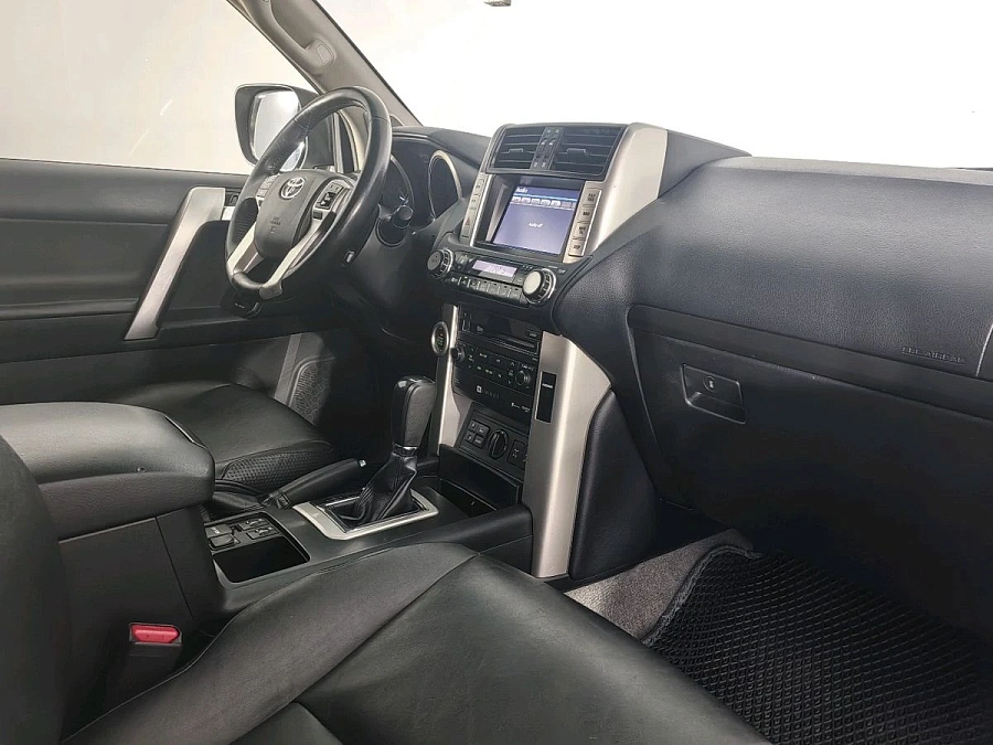 Toyota Land Cruiser Prado, 2013г., полный привод, автомат