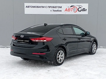 Hyundai Elantra, 2018г, передний привод, автомат