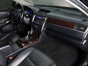 Toyota Camry, 2017г, передний привод, автомат