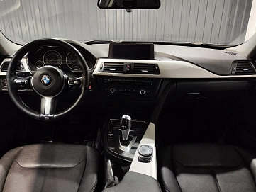 BMW 3 серии, 2015г, задний привод, автомат