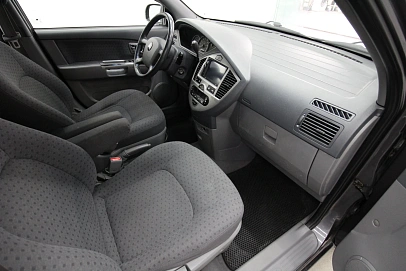 Kia Carens, 2006г, передний привод, автомат