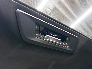 BMW X7, 2025г, полный привод, автомат