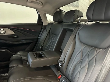 Chery Arrizo 8, 2023г, передний привод, робот