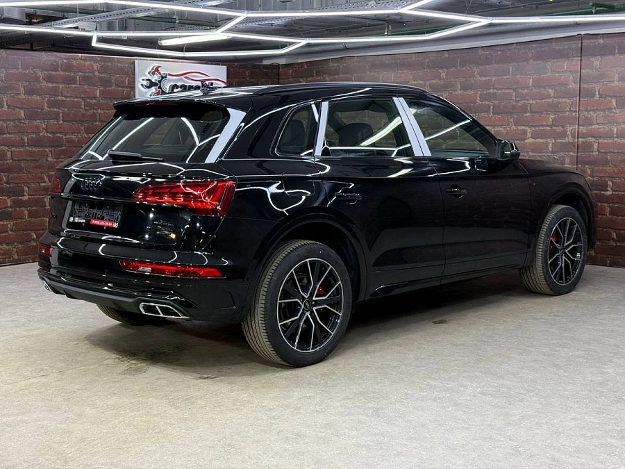 Audi , 2025г., полный привод, робот