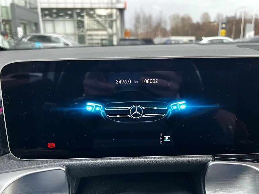 Mercedes-Benz GLB, 2020г., передний привод, робот