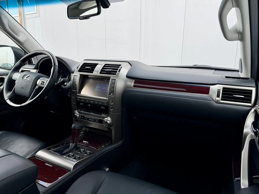 Lexus GX, 2014г., полный привод, автомат
