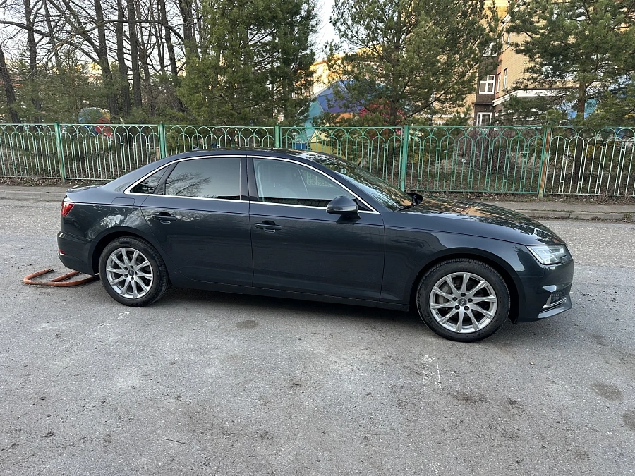 Audi A4, 2019г., полный привод, робот