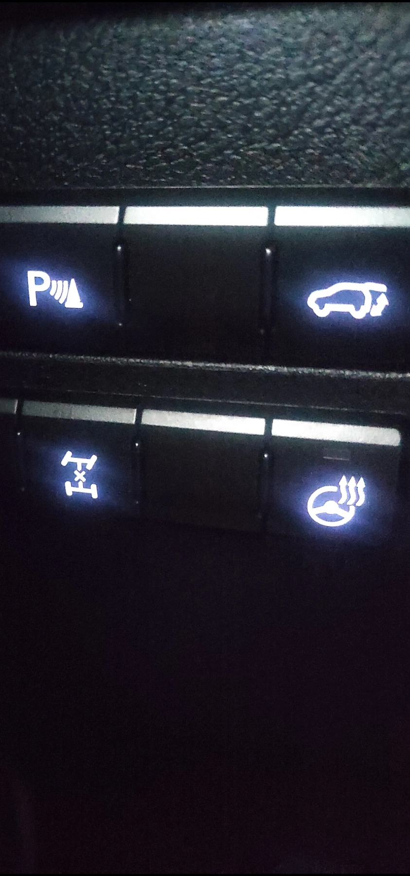 Lexus NX, 2015г., полный привод, автомат