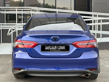 Toyota Camry, 2021г, передний привод, автомат