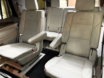 Cadillac Escalade, 2022г, задний привод, автомат