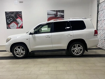 Toyota Land Cruiser, 2011г, полный привод, автомат