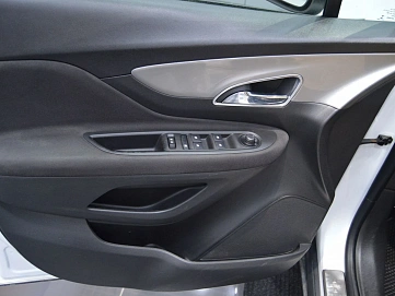 Opel Mokka, 2013г, передний привод, механика