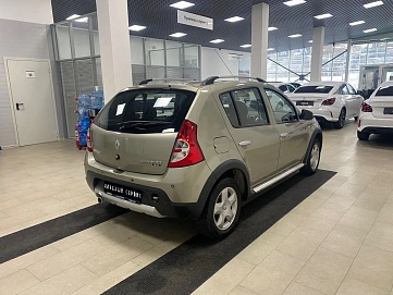 Renault , 2013г., передний привод, автомат