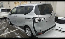 Toyota Sienta, 2015г., передний привод, вариатор