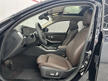 BMW 3 серии, 2023г, задний привод, автомат