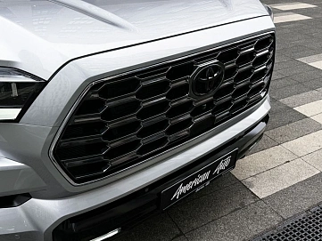 Toyota Sequoia, 2024г, полный привод, автомат