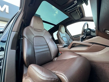 Porsche Cayenne, 2018г, передний привод, автомат