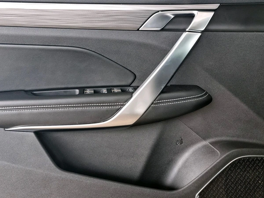 Geely Atlas Pro, 2024г., передний привод, автомат