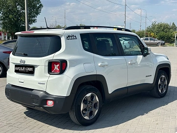 Jeep Renegade, 2018г, передний привод, робот