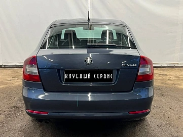 Skoda Octavia, 2010г, передний привод, робот