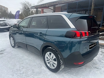 Peugeot 5008, 2017г, передний привод, автомат